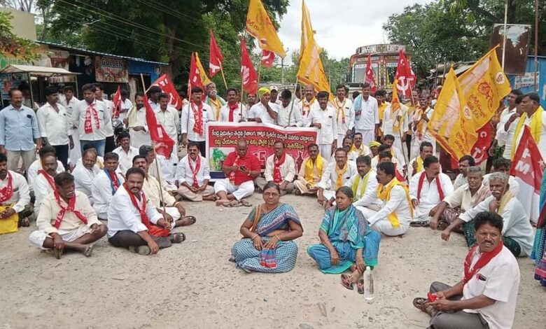 ప్రజావ్యతరేక విధానాలను విడనాడాలి